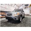 Image 2 : PARKSVILLE - 2011 HYUNDAI SANTA FE, GREY, 204491 KMS, FRONT WHEEL DRIVE. - D037929