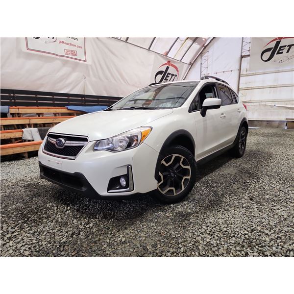 PARKSVILLE - 2017 SUBARU CROSSTREK, WHITE, 189923 KMS, ALL WHEEL DRIVE. - D226115