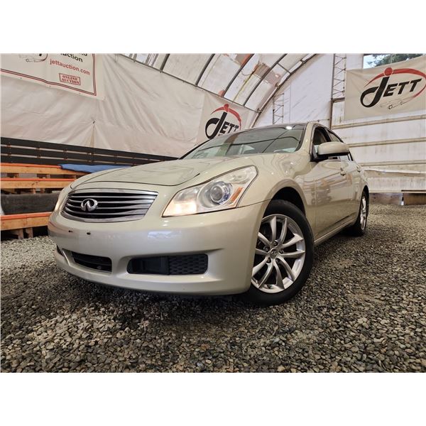 PARKSVILLE - 2007 INFINITY G35X, BIEGE, 295940 KMS, FOUR WHEEL DRIVE. - P806389
