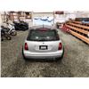 Image 19 : PARKSVILLE - 2004 MINI COOPER, SILVER, 182561 KMS, FRONT WHEEL DRIVE. - PC54226