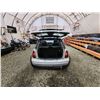 Image 40 : PARKSVILLE - 2004 MINI COOPER, SILVER, 182561 KMS, FRONT WHEEL DRIVE. - PC54226