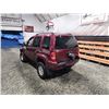 Image 21 : PARKSVILLE - 2002 JEEP LIBERTY, RED, 261573 KMS, 4X4. - B109667