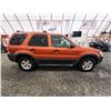 Image 11 : PARKSVILLE - 2006 FORD ESCAPE, ORANGE, 145241 KMS, FOUR WHEEL DRIVE. - DA15719
