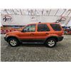 Image 23 : PARKSVILLE - 2006 FORD ESCAPE, ORANGE, 145241 KMS, FOUR WHEEL DRIVE. - DA15719