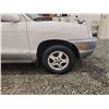 Image 25 : PARKSVILLE - 2005 HYUNDAI SANTA FE, WHITE, 193197 KMS, ALL WHEEL DRIVE. - D977927