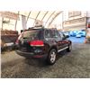 Image 14 : PARKSVILLE - 2004 VW TOUAREG, BLACK, 152592 MILES KMS, ALL WHEEL DRIVE. - D033743