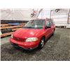 Image 3 : PARKSVILLE - 2002 FORD WINDSTAR, RED, 157454 KMS, FRONT WHEEL DRIVE. - DB72484
