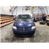 Image 6 : PARKSVILLE - 2005 DODGE GRAND CARAVAN, BLUE, 217233 KMS, FRONT WHEEL DRIVE. - D403139