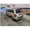 Image 22 : PARKSVILLE - 2010 DODGE GRAND CARAVAN, GOLD, 242781 KMS, FRONT WHEEL DRIVE. - D361963