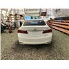 Image 18 : PARKSVILLE - 2015 ACCURA TLX, WHITE, 183865 KMS, ALL WHEEL DRIVE. - D802412