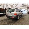 Image 14 : PARKSVILLE - 2002 HYUNDAI SANTA FE, SILVER, 251745 KMS, FRONT WHEEL DRIVE. - D332333