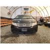 Image 5 : PARKSVILLE - 2013 HONDA ODYSSEY, BLACK, 214172 KMS, FRONT WHEEL DRIVE. - D505547