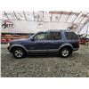 Image 23 : PARKSVILLE - 2002 FORD EXPLORER, BLUE, 300419 KMS, FOUR WHEEL DRIVE. - DC19125