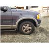 Image 25 : PARKSVILLE - 2002 FORD EXPLORER, BLUE, 300419 KMS, FOUR WHEEL DRIVE. - DC19125