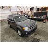 Image 10 : PARKSVILLE - 2008 FORD ESCAPE, BLACK, 274294 KMS, FOUR WHEEL DRIVE. - BA93596