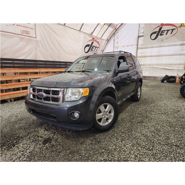 PARKSVILLE - 2008 FORD ESCAPE, BLACK, 274294 KMS, FOUR WHEEL DRIVE. - BA93596