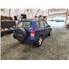 Image 15 : PARKSVILLE - 2002 TOYOTA RAV4, BLUE, 156106 KMS, FOUR WHEEL DRIVE. - B062088