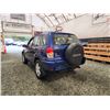 Image 20 : PARKSVILLE - 2002 TOYOTA RAV4, BLUE, 156106 KMS, FOUR WHEEL DRIVE. - B062088