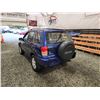 Image 21 : PARKSVILLE - 2002 TOYOTA RAV4, BLUE, 156106 KMS, FOUR WHEEL DRIVE. - B062088