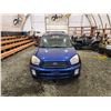 Image 7 : PARKSVILLE - 2002 TOYOTA RAV4, BLUE, 156106 KMS, FOUR WHEEL DRIVE. - B062088