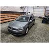 Image 4 : PARKSVILLE - 2011 VW GOLF WAGON, GREY, 251670 KMS, FRONT WHEEL DRIVE. - D658636