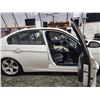 Image 32 : PARKSVILLE - 2007 BMW 323I, WHITE, 196430 KMS, REAR WHEEL DRIVE. - DR82159