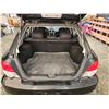 Image 44 : PARKSVILLE - 2005 SUBARU IMPREZA, BLACK, 277420 KMS, ALL WHEEL DRIVE. - B802269