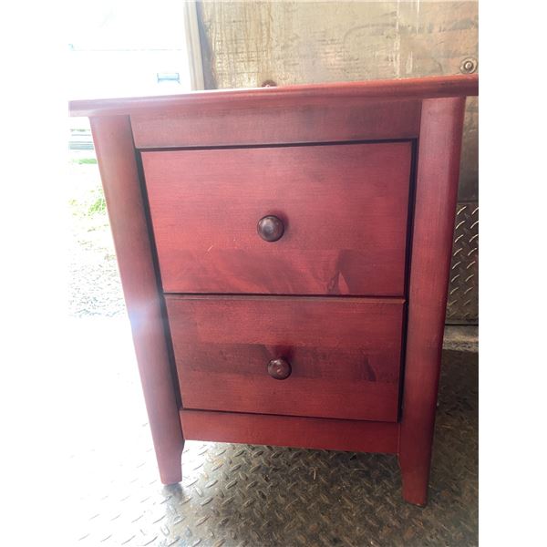 441 -- NIGHTSTAND DRESSER