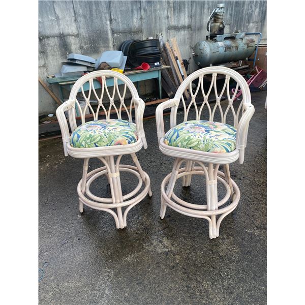 444 -- SET OF SWIVEL CHAIRS