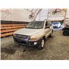 Image 3 : PARKSVILLE - 2006 KIA SPORTAGE, GLOD, 166255 KMS, FRONT WHEEL DRIVE. - D208475