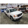 Image 10 : PARKSVILLE - 2011 GMC SIERRA 1500, WHITE, 147879 KMS, 4X4. - D166907