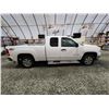 Image 11 : PARKSVILLE - 2011 GMC SIERRA 1500, WHITE, 147879 KMS, 4X4. - D166907