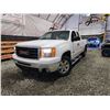 Image 1 : PARKSVILLE - 2011 GMC SIERRA 1500, WHITE, 147879 KMS, 4X4. - D166907