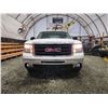 Image 5 : PARKSVILLE - 2011 GMC SIERRA 1500, WHITE, 147879 KMS, 4X4. - D166907