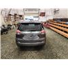 Image 19 : PARKSVILLE - 2016 NISSAN ROGUE, GREY, 174800 KMS, FOUR WHEEL DRIVE. - D886827