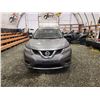 Image 6 : PARKSVILLE - 2016 NISSAN ROGUE, GREY, 174800 KMS, FOUR WHEEL DRIVE. - D886827