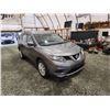 Image 9 : PARKSVILLE - 2016 NISSAN ROGUE, GREY, 174800 KMS, FOUR WHEEL DRIVE. - D886827