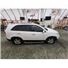 Image 12 : PARKSVILLE - 2013 KIA SORENTO, WHITE, 176344 KMS, FOUR WHEEL DRIVE. - D402128