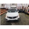 Image 7 : PARKSVILLE - 2013 KIA SORENTO, WHITE, 176344 KMS, FOUR WHEEL DRIVE. - D402128