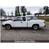 Image 16 : DUNCAN - 2002 CHEVROLET S10, WHITE, 197029 KMS, REAR WHEEL DRIVE. - D228263