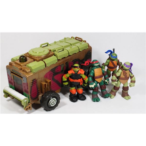 TEENAGE MUTANT NINJA TURTLES SET