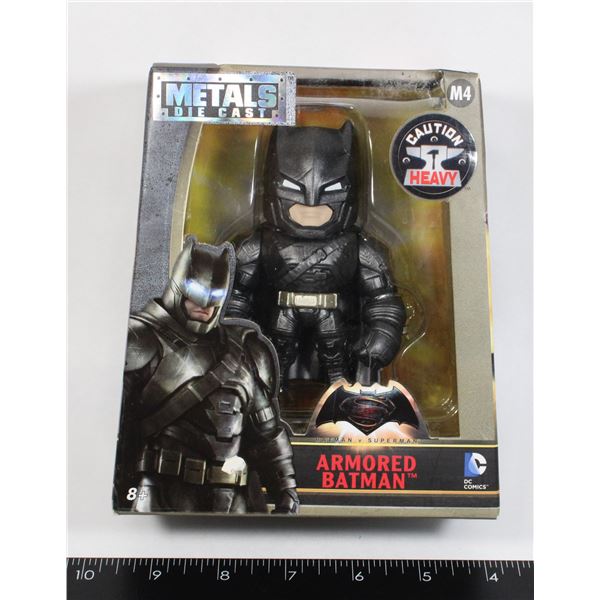 HEAVY METAL ARMORED BAT MAN DIECAST M4