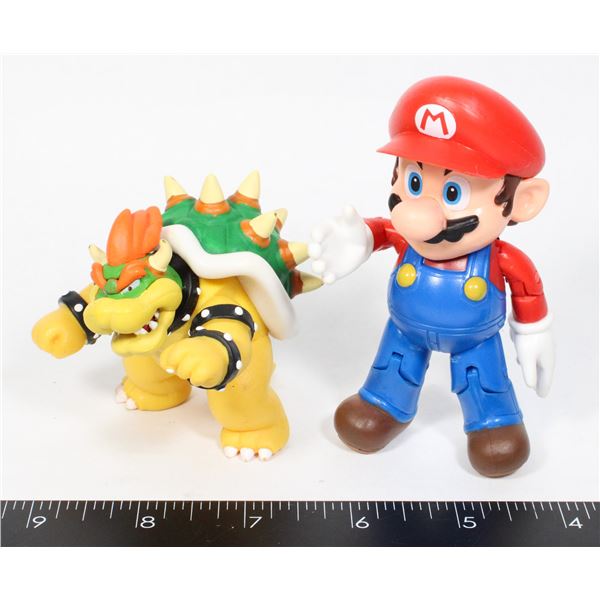 NINTENDO FULL ARTICULATED MARIO FIGURE AND BOWSER