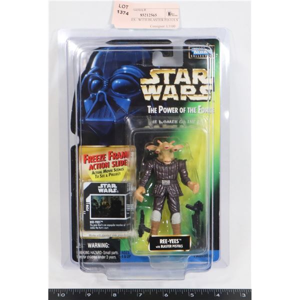 STAR WARS REE-YEES - WITH BLASTER PISTOLS FIGURE
