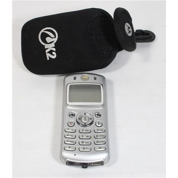 SILVER MOTOROLA CELL PHONE WITH BLACK K2 CLIP-ON