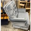Image 2 : Tufted plush swivel rocking accent chair