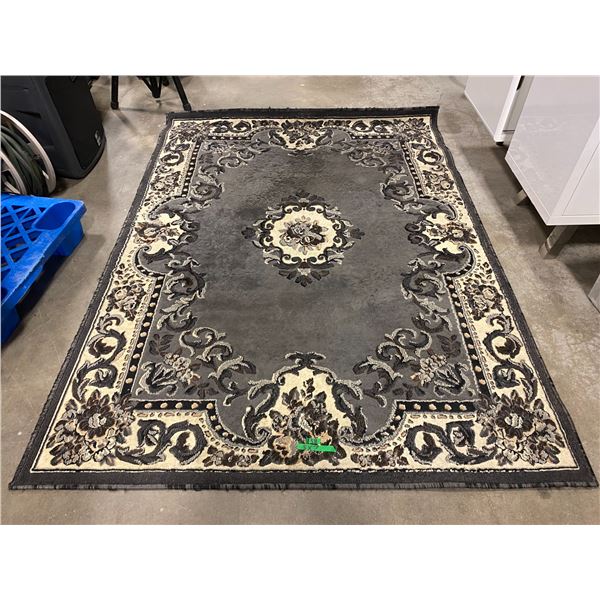 5' x 7' decorative carpet