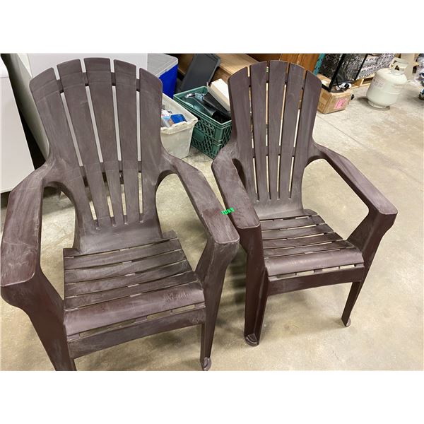 Set of 2 Adirondack chairs