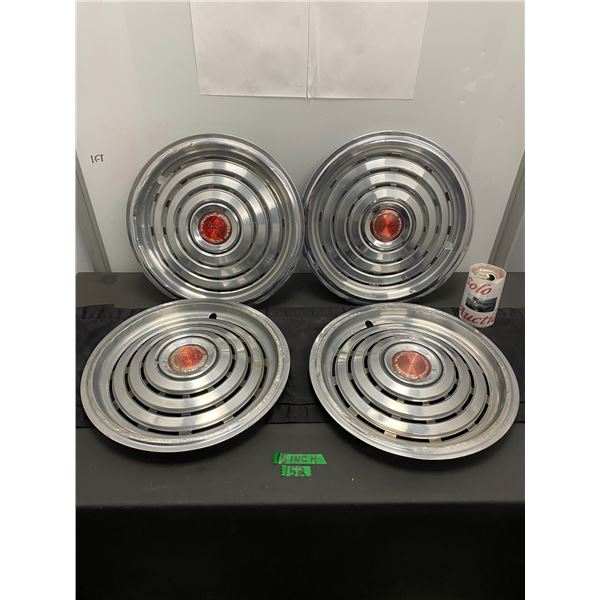 Set of 4 vintage Pontiac hubcaps, 15 inch