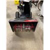 Image 2 : Briggs & Stratton gas powered snow blower